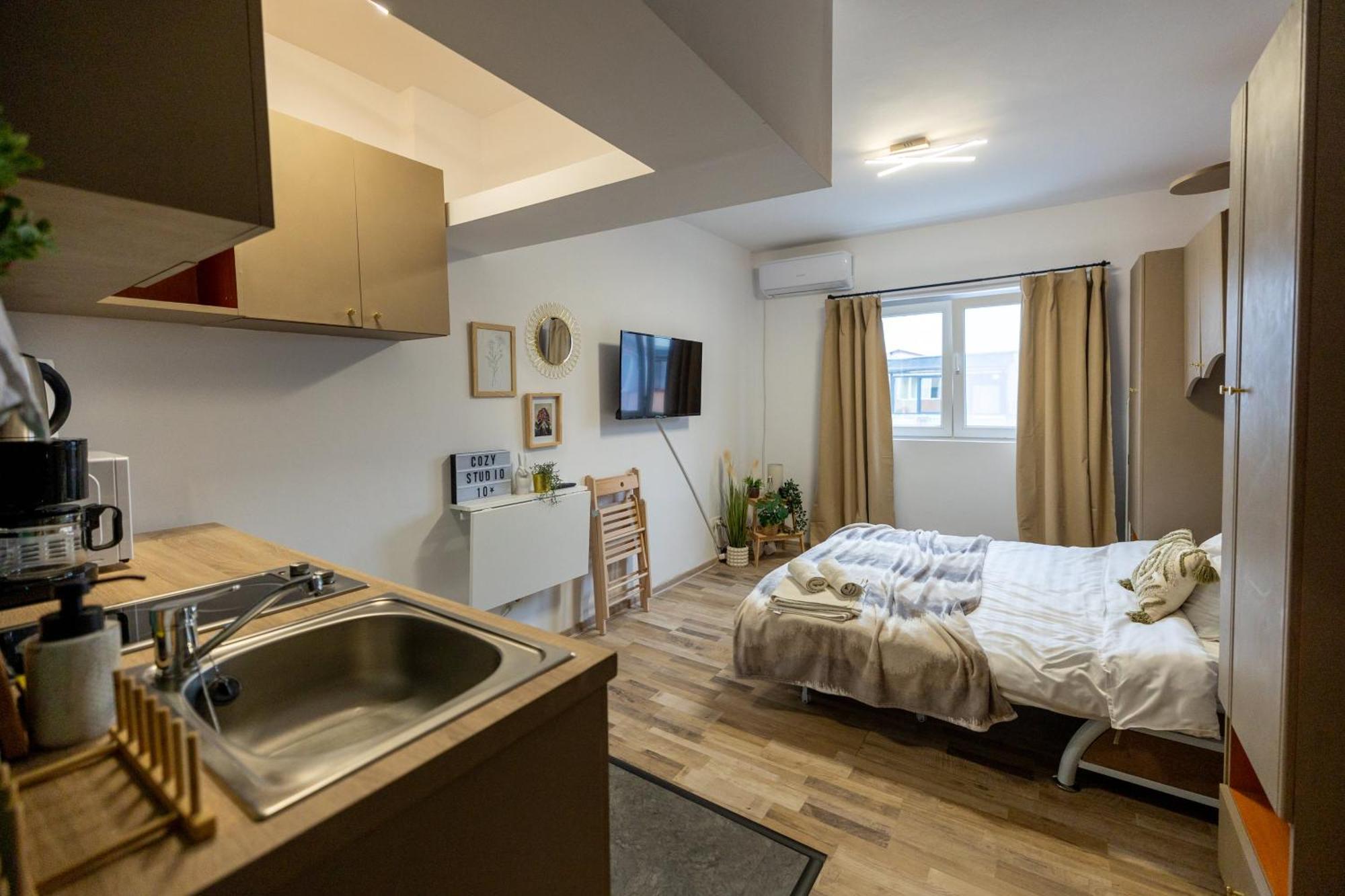 Cozy Retreat - Quiet, Premium